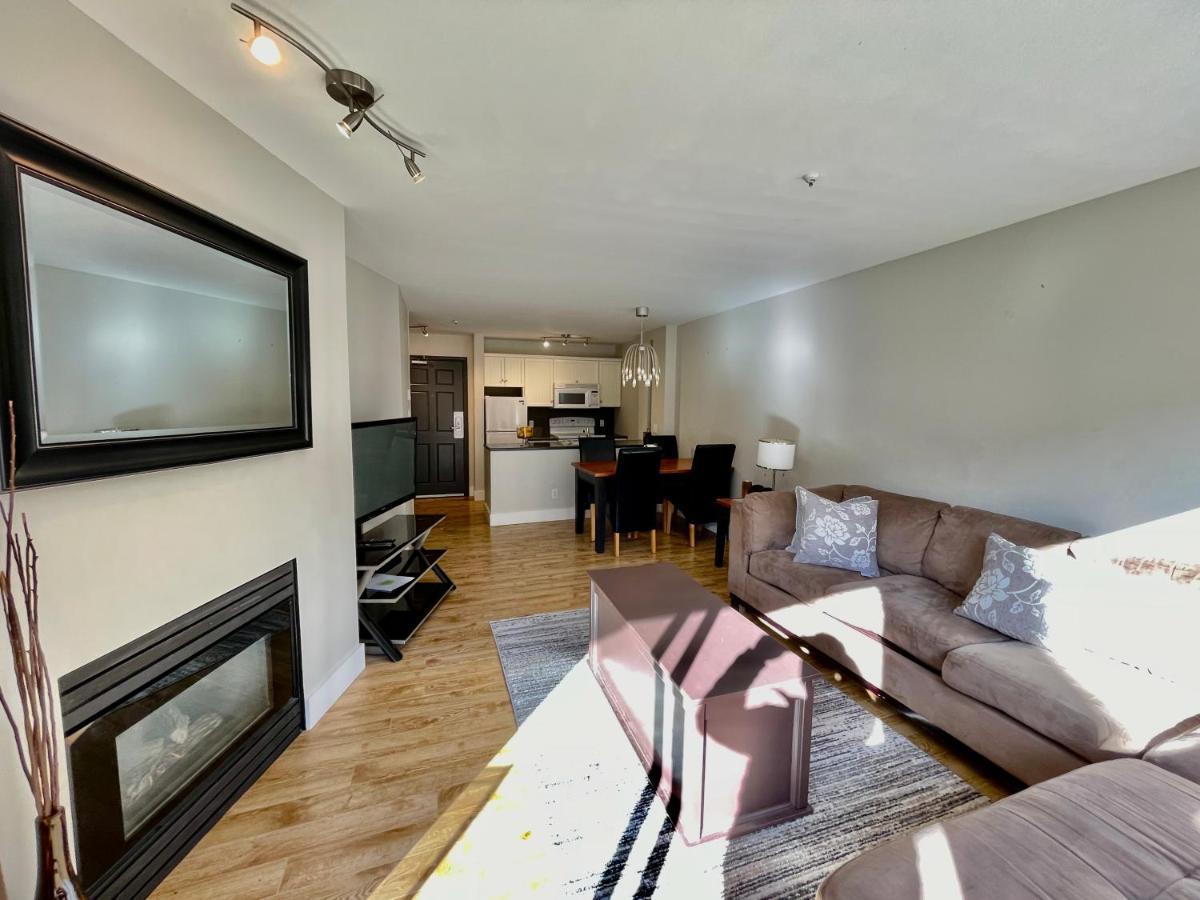 Best Ski In Ski Out Condo At Whistler Extérieur photo