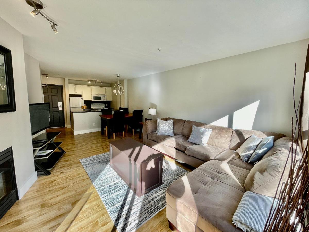 Best Ski In Ski Out Condo At Whistler Extérieur photo